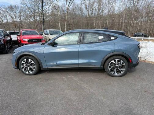 2024 Ford Mustang Mach-E Select