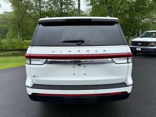 2022 Lincoln Navigator L Black Label