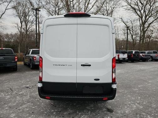 2024 Ford Transit-250 148 WB Medium Roof Cargo