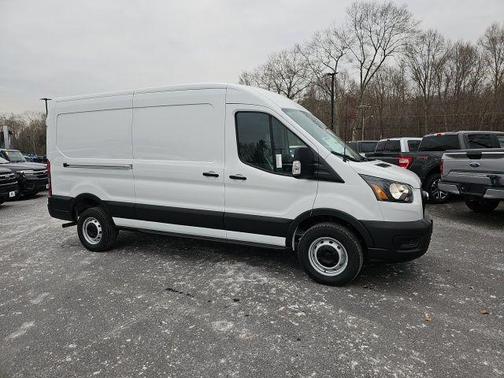 2024 Ford Transit-250 148 WB Medium Roof Cargo