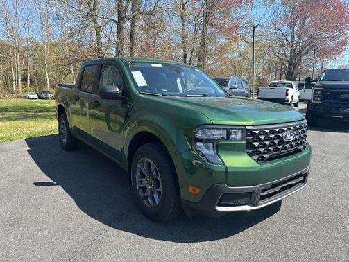 Green 2025 Ford Maverick XLT