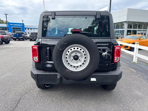 Shadow Black 2026 Ford Bronco Base