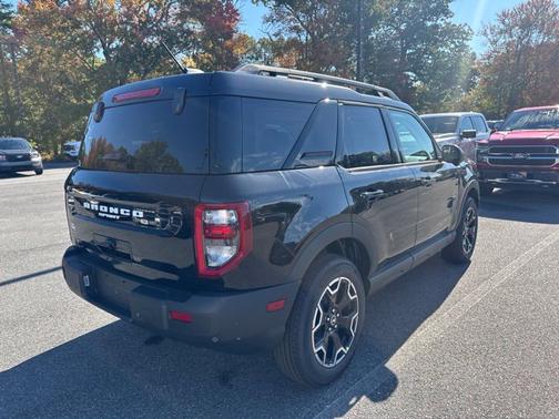 Shadow Black 2026 Ford Bronco Sport Outer Banks
