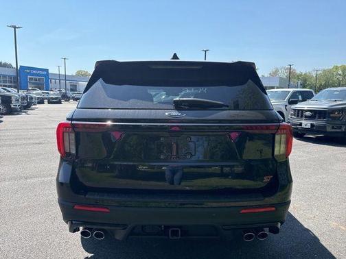 Black Metallic 2026 Ford Explorer ST
