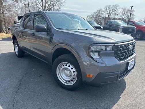 Carbonized Gray Metallic 2026 Ford Maverick XL