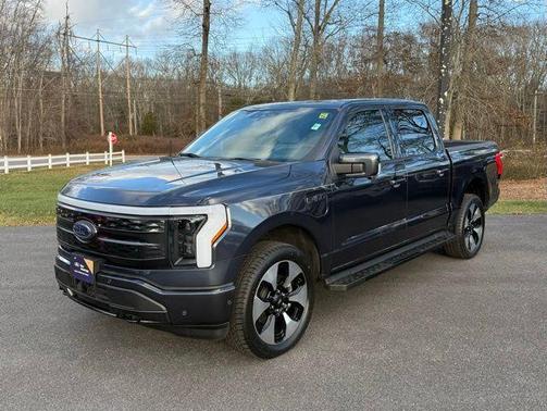 2022 Ford F-150 Lightning Platinum