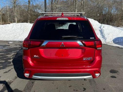 2018 Mitsubishi Outlander PHEV 