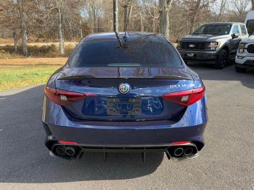 2018 Alfa Romeo Giulia Quadrifoglio
