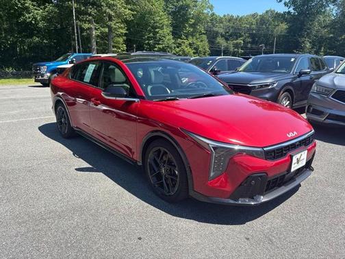 Currant Red 2025 Kia K4 GT-Line Turbo