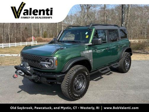Green Metallic 2024 Ford Bronco Everglades