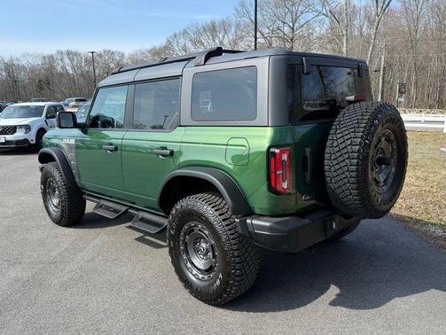 Green Metallic 2024 Ford Bronco Everglades