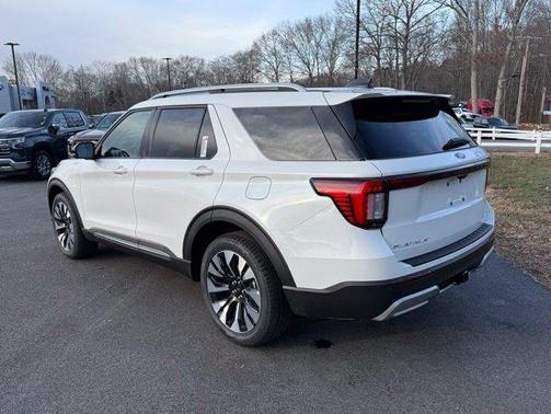White Metallic 2026 Ford Explorer Platinum