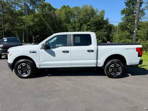 2024 Ford F-150 Lightning Pro