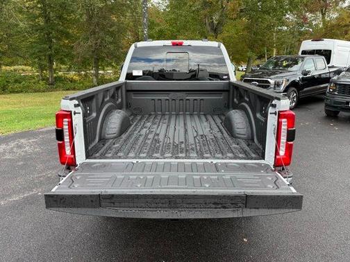2026 Ford F-350 Lariat Super Duty