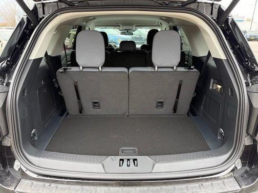 Agate Black Metallic 2026 Ford Explorer Active