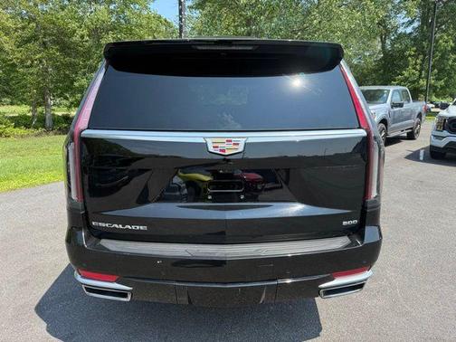 2022 Cadillac Escalade ESV Premium Luxury