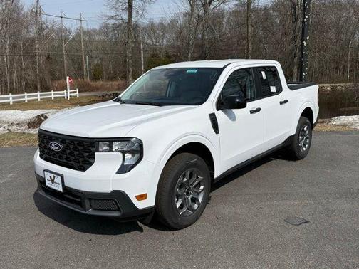 Oxford White 2026 Ford Maverick XLT