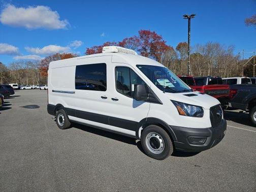 2025 Ford Transit-150 Base