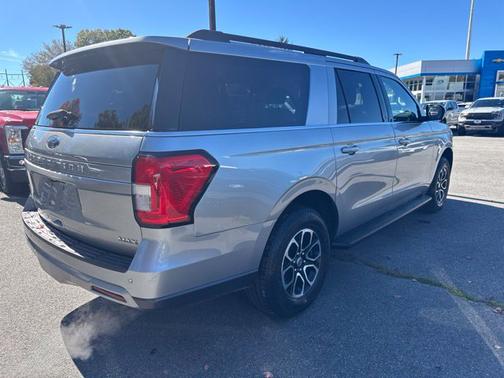 Silver Metallic 2024 Ford Expedition Max XLT