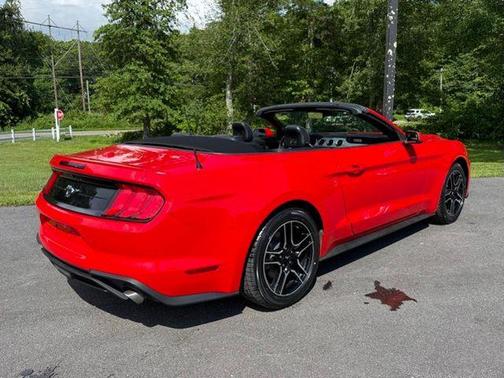 2022 Ford Mustang EcoBoost Premium