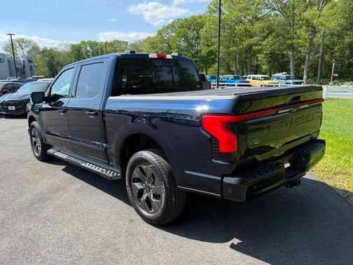 2023 Ford F-150 Lightning LARIAT