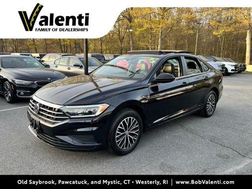 Deep Black Pearl Effect 2019 Volkswagen Jetta 1.4T SEL