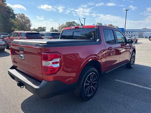 Chili Pepper Red 2022 Ford Maverick Lariat