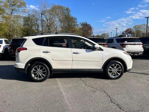 Blizzard Pearl 2017 Toyota RAV4 Limited