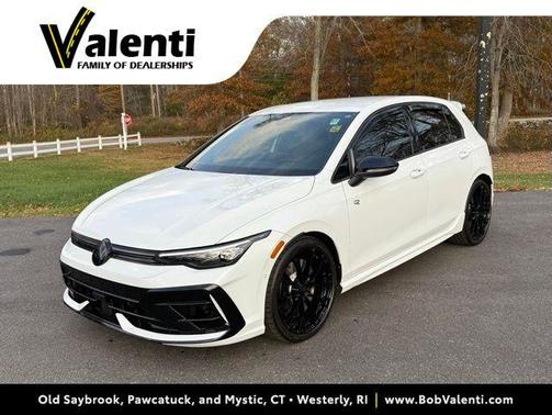 2025 Volkswagen Golf R 2.0T Black Edition