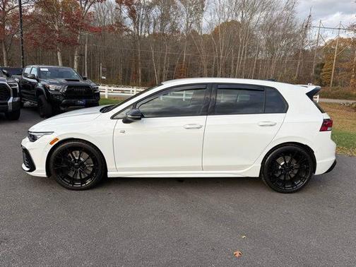 2025 Volkswagen Golf R 2.0T Black Edition