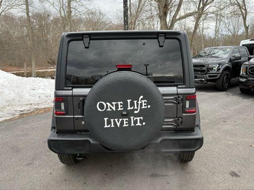 2018 Jeep Wrangler Unlimited Sport