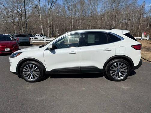 2020 Ford Escape Titanium