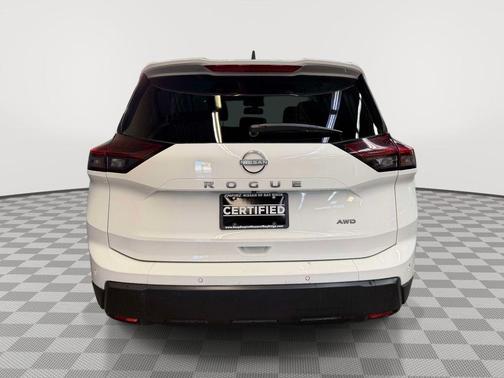 Glacier White 2026 Nissan Rogue S