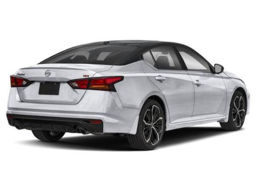 2t Gry Blk Roof 2026 Nissan Altima 2.5 SR