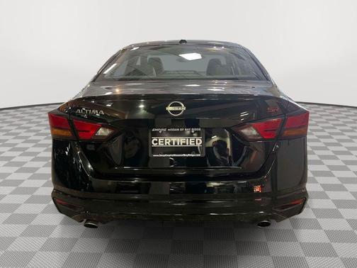 Black 2024 Nissan Altima 2.5 SR