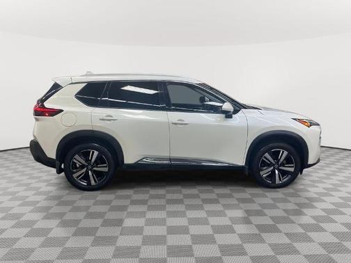 White 2021 Nissan Rogue SL