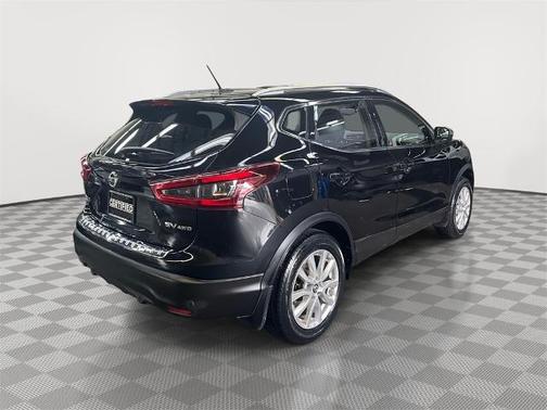 2020 Nissan Rogue Sport SV