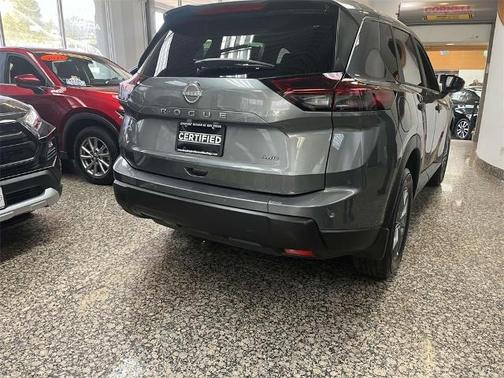 2021 Nissan Rogue S