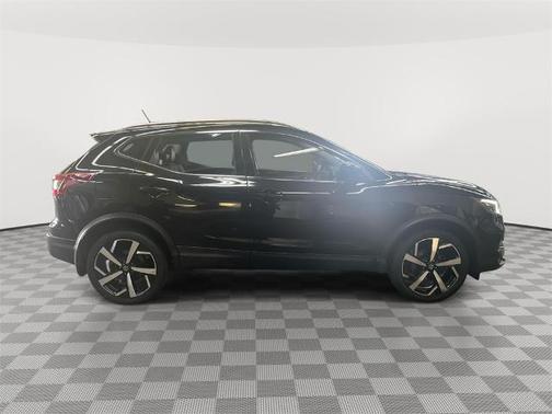 2020 Nissan Rogue Sport SL