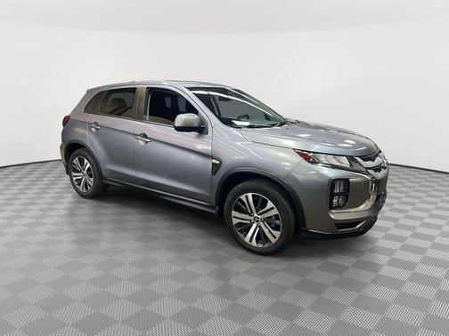 Gray 2024 Mitsubishi Outlander Sport 2.0 ES