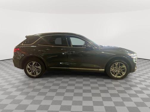 Green 2025 Genesis GV70 2.5T