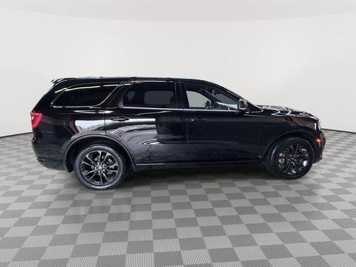 DB Black Crystal Clearcoat 2022 Dodge Durango R/T