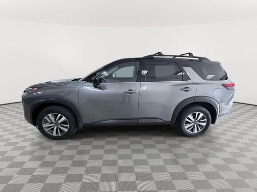 2t Gun Blk Roof 2025 Nissan Pathfinder SL