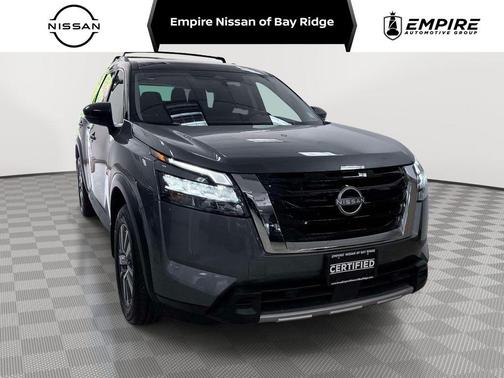 2t Gun Blk Roof 2025 Nissan Pathfinder SL