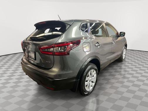 Gun Metallic 2020 Nissan Rogue Sport S