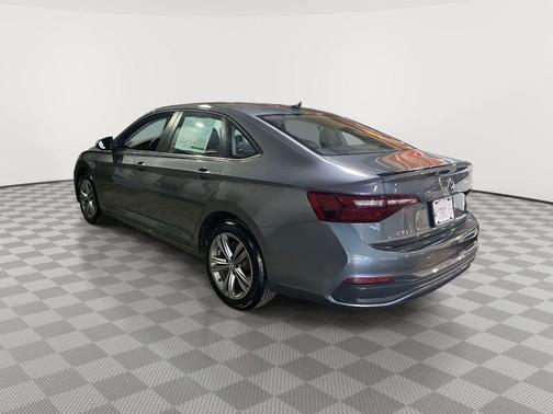 Platinum Gray Metallic 2023 Volkswagen Jetta 1.5T SE
