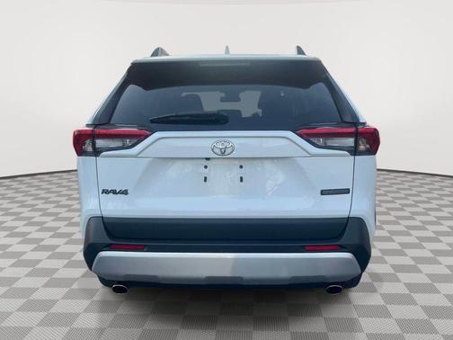 Ice 2024 Toyota RAV4 Adventure