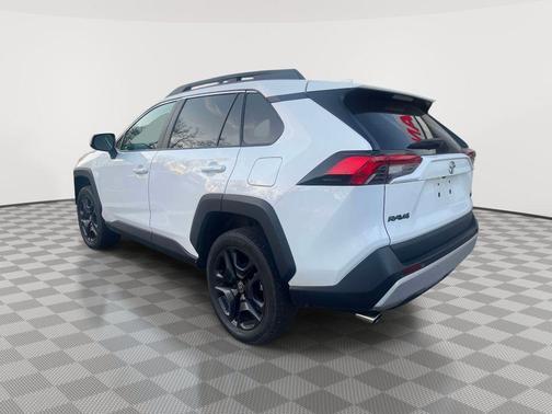 Ice 2024 Toyota RAV4 Adventure