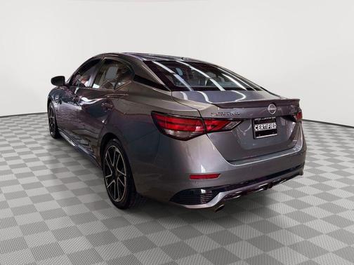 Gun Metallic 2025 Nissan Sentra SR