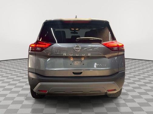 Gun Metallic 2023 Nissan Rogue SV